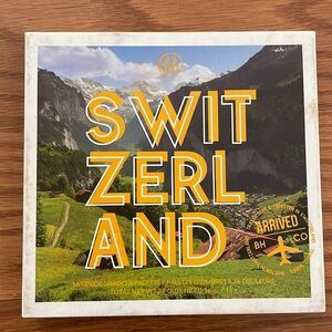 BH Cosmetics Switzerland eyeshadow palette NWT